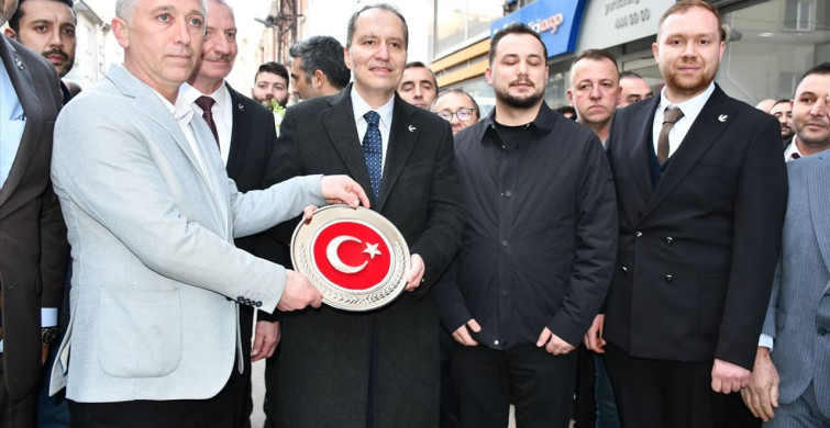 Fatih Erbakan, Bozüyük İlçe Kongresi'nde Önemli Açıklamalarda Bulundu