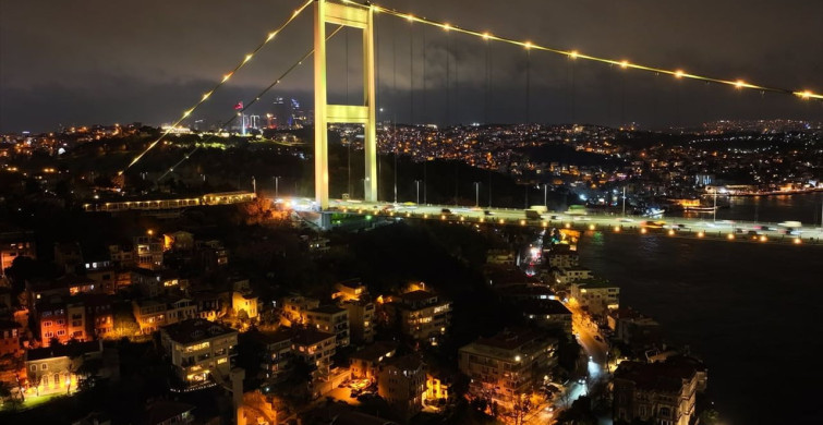 Fatih Sultan Mehmet Köprüsü Endometriozis Farkındalığı İçin Sarıya Büründü