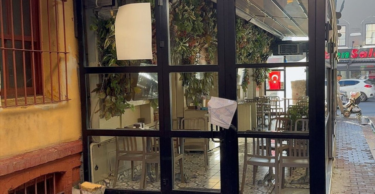 Fatih'te Gıda Zehirlenmesi: Anne ve İki Çocuk Hayatını Kaybetti