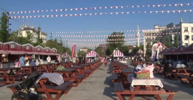 Fatih'te 'mutlu çocuk şenliği' yoğun ilgi görüyor