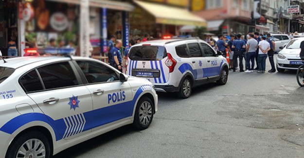 Fatih'te Park Kavgası Kanlı Bitti: 1 Yaralı
