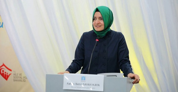 Fatma Betül Sayan Kaya Kimdir?