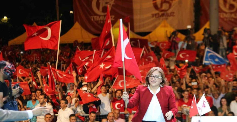 Fatma Şahin: 15 Temmuz, millet iradesinin destanıdır