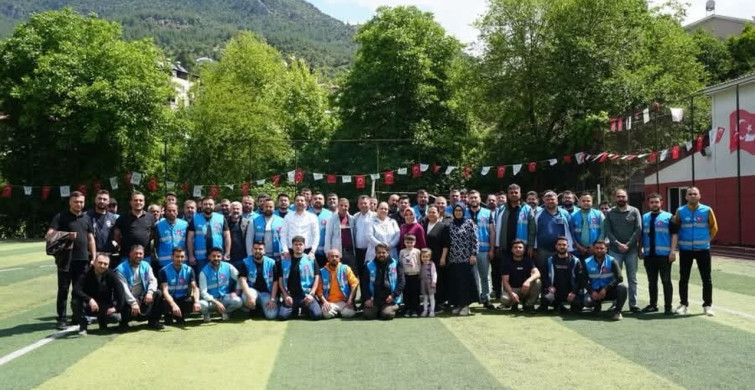 Feke Belediyesi Personeline Bayram İkramiyesi Dağıtıldı