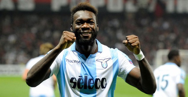 Felipe Caicedo Kimdir? Felipe Caicedo Hangi Mevkide Oynuyor?
