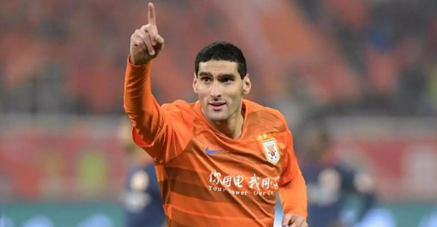 Fellaini Coronavirüse Karşı Gelip Geldi!
