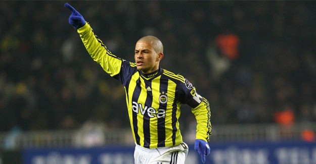 Fenerbahçe, Alex De Souza’yı Unutmadı!
