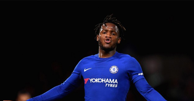 Fenerbahçe Batshuayi'yi Bitiriyor! İşte Transferin Perde Arkası!