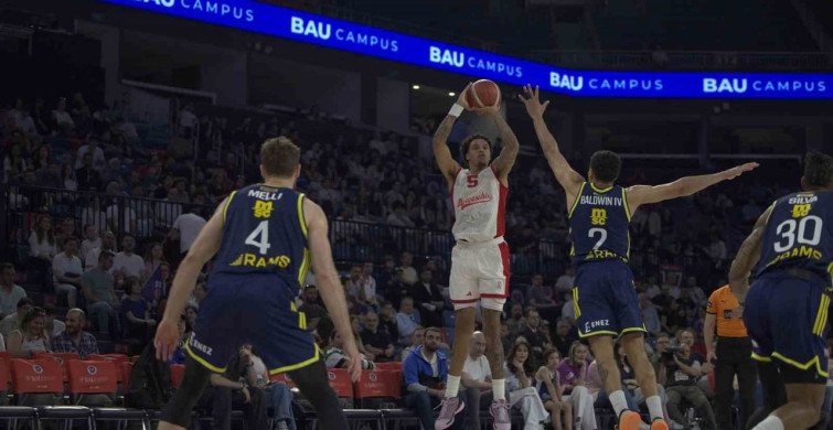 Fenerbahçe Beko, Basketbol Süper Ligi'ni Zirvede Tamamladı