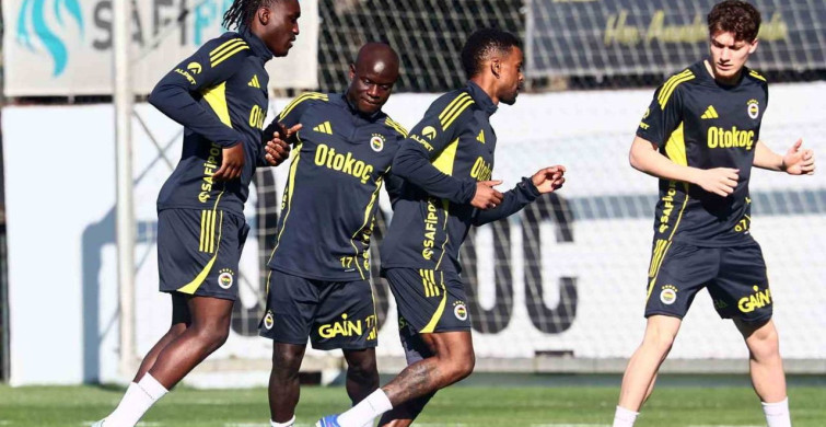 Fenerbahçe, Beşiktaş Mücadelesine Hazırlıklarını Sürdürüyor