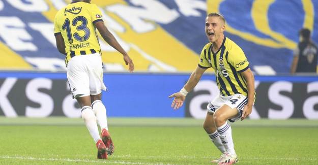 Fenerbahçe Futbolcusu Pelkas Yunanistan'da Manşet Oldu