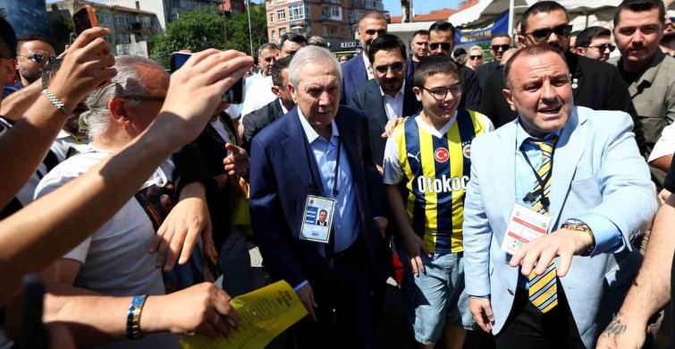 Fenerbahçe Genel Kurulunda Başkan Adaylarına Yoğun İlgi
