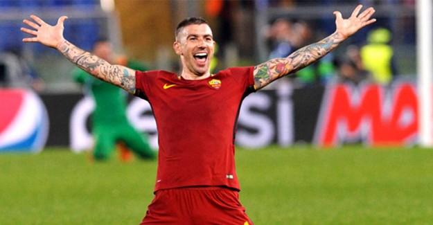 Fenerbahçe, Kolarov'dan Vazgeçmiyor! İşte Son Görüşmenin Detayları!