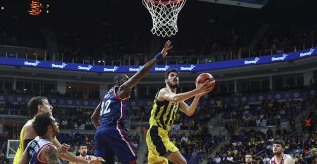 Fenerbahçe, Konuk Ettiği Anadolu Efes’i Uzatmada Devirdi!
