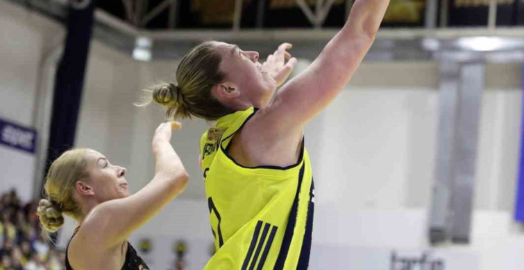 Fenerbahçe Opet Akkuş, Finallerde 2-0 Önde