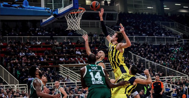 Fenerbahçe, Seriyi Yunanistan’da da Sürdürdü! 