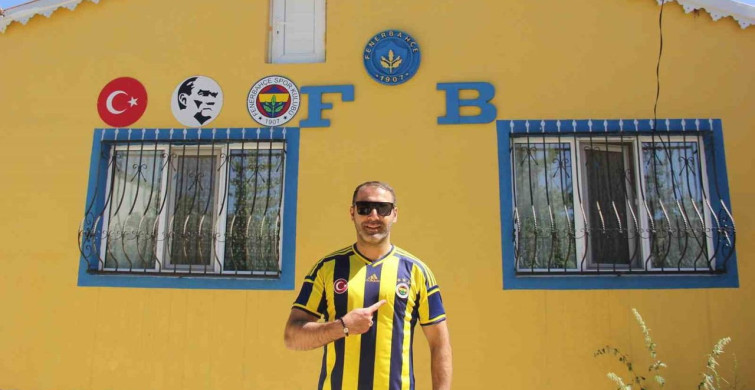 Fenerbahçe sevgisi evin dış cephesini sarı ve lacivertle boyattı