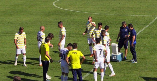 Fenerbahçe, Ülker Stadı’nda Feyenoord’u Ağırlıyor!