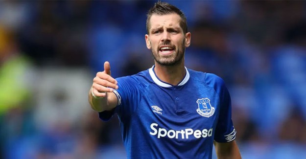 Fenerbahçe ve Beşiktaş Morgan Schneiderlin Transferinde Karşı Karşıya!