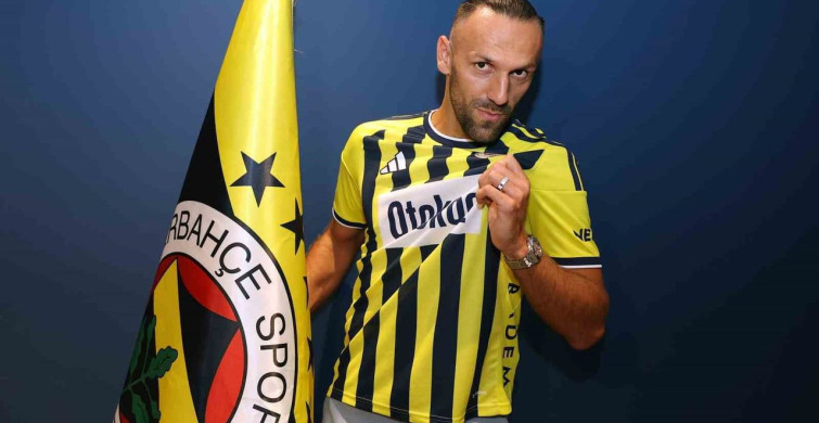 Fenerbahçe, Vedat Muriqi ile 3 yıllık sözleşme imzaladı