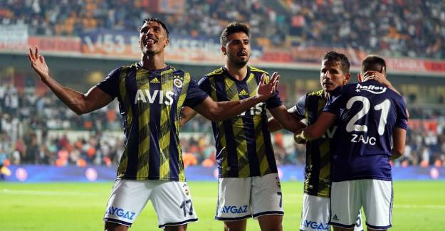Fenerbahçe'de Gönderilmesi Planlanan Oyuncudan Beklenmedik Talep!