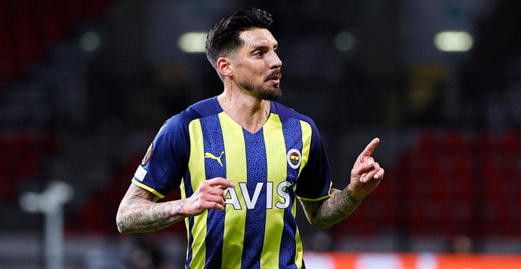 Fenerbahçe'de Jose Sosa'dan Vitor Pereira'ya Mesaj Var!