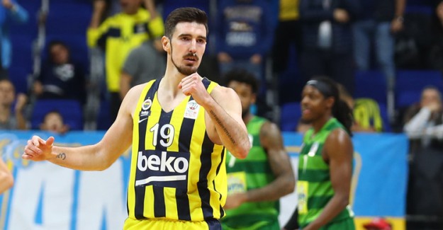 Fenerbahçeli De Colo'ya Büyük Onur