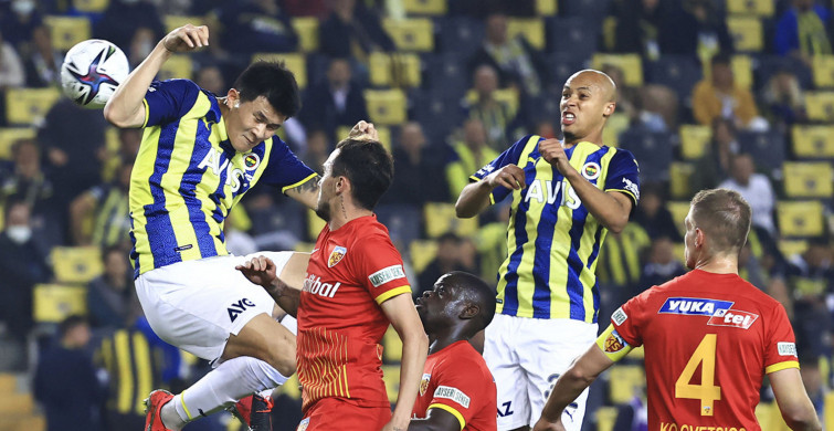 Fenerbahçe'nin Kongolu Futbolcusu Marcel Tisserand Milli Takım Kampında Sakatlandı!