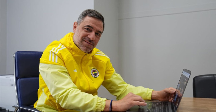 Fenerbahçe'nin Teknik Direktörü Gökhan Bozkaya, Yılın Kareleri Oylamasında