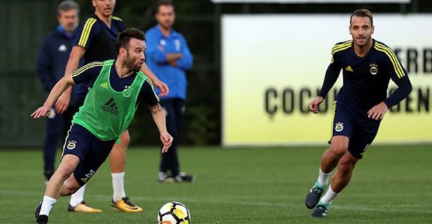 Fenerbahçe’nin Yıldızı Gemileri Yaktı! Menajerine ‘Kulüp Bul’ Talimatı