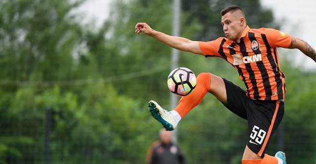 Fenerbahçe'ye 23 Yaşında Kanat Forvet