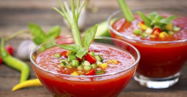 Ferahlatıcı Gazpacho Tarifi