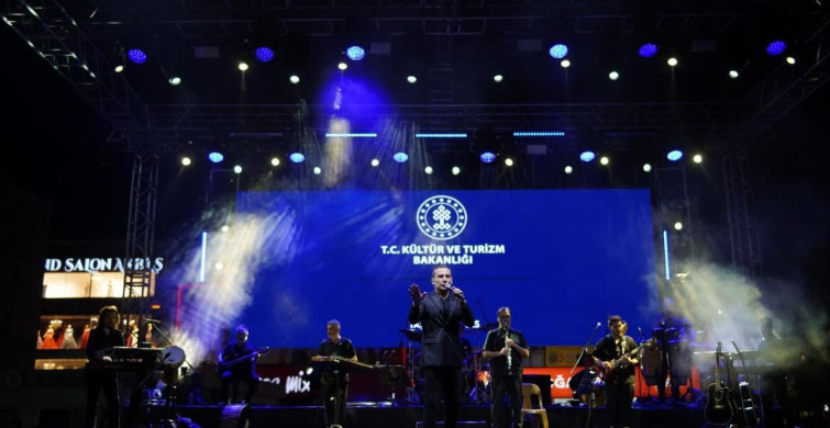 Ferhat Göçer, Erzincan'da unutulmaz bir konser verdi
