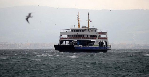 Feribotlara Fırtına Engeli