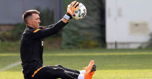 Fernando Muslera Antrenmanlara Başladı