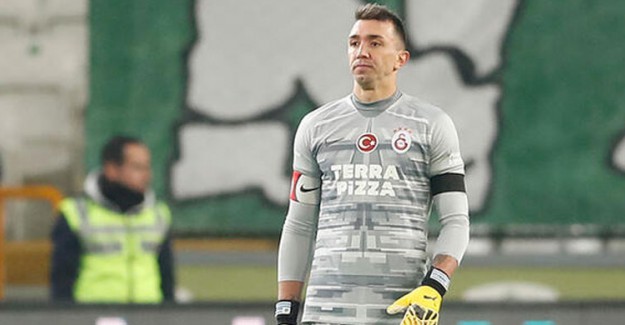 Fernando Muslera: Galatasaray'ın Neler Yapabileceğini Tarihe Baktığımızda Görebiliyoruz