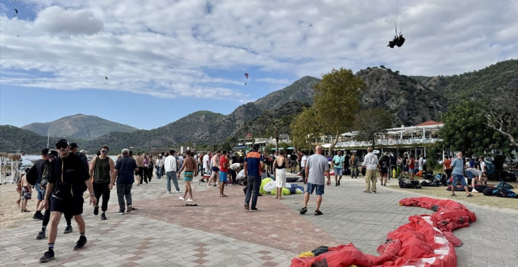 Fethiye'de Yamaç Paraşütü Kazası: 3 Yaralı Fethiye'de Yamaç Paraşütü Kazası: 3 Yaralı