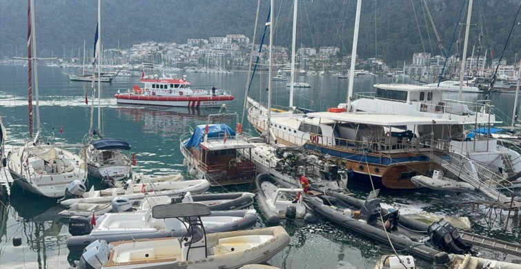 Fethiye'de Yelkenli Teknenin Yangını Kontrol Altına Alındı