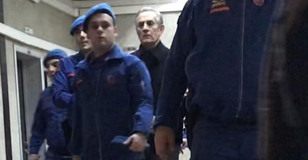 FETÖ Sanığı Akın Öztürk Ankara Adliyesi'nde 