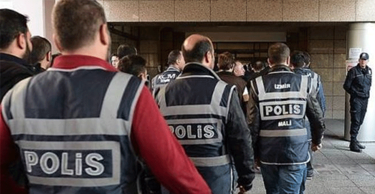 FETÖ'nün TSK Yapılanmasına Operasyon: 12 Gözaltı 