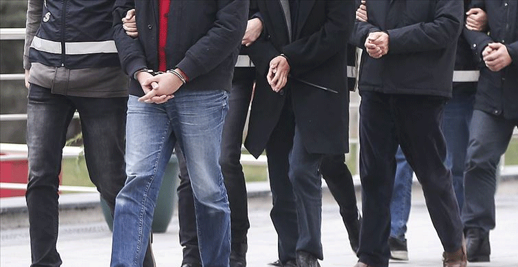 FETÖ'nün TSK Yapılanmasına Operasyon: 36 Gözaltı