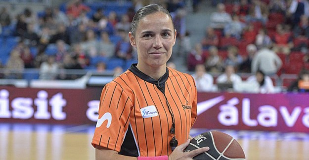 FIBA Hakemi Mendoza, Coronavirüse Mücadele İçin Hastanede Çalışıyor!