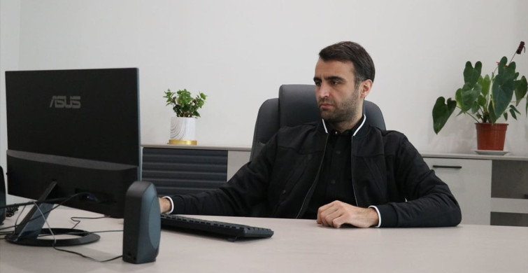 FIFA Hakemi Atilla Karaoğlan, AA'nın Yılın Kareleri Oylamasında