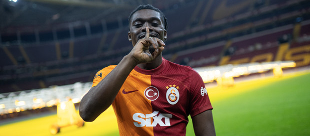 FIFA'dan Galatasaray'a ceza