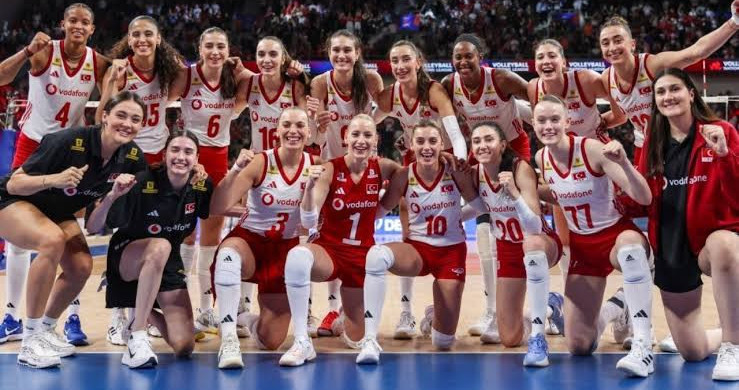 Filenin Sultanları Polonya'yı 3-1 mağlup etti