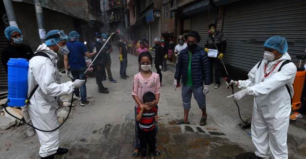 Filipinler'de 943, Nepal'de 331 Yeni Covid-19 Vakası Görüldü