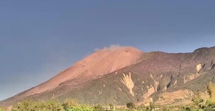 Filipinler’de Taal ve Kanlaon Yanardağlarında Patlamalar Yaşandı