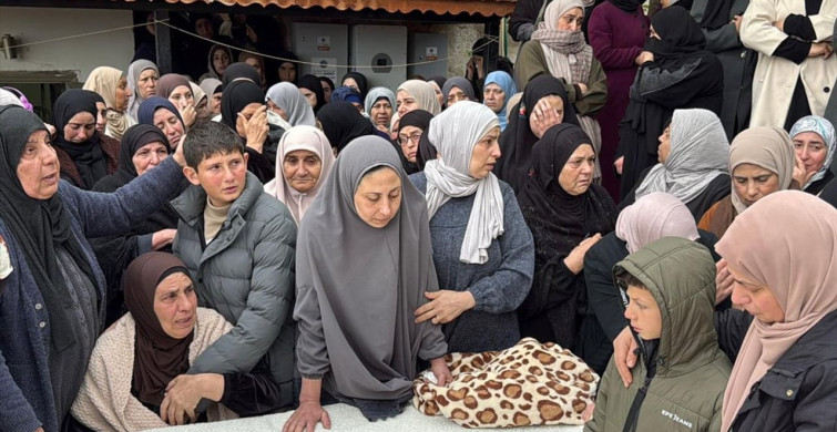 Filistinli Çocuğun Dehşet Anları: Ailesi İsrail Askerleri Tarafından Katledildi