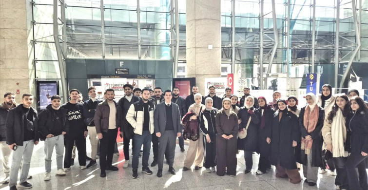 Filistinli Öğrenciler Türkiye'de Eğitim İçin Geldi