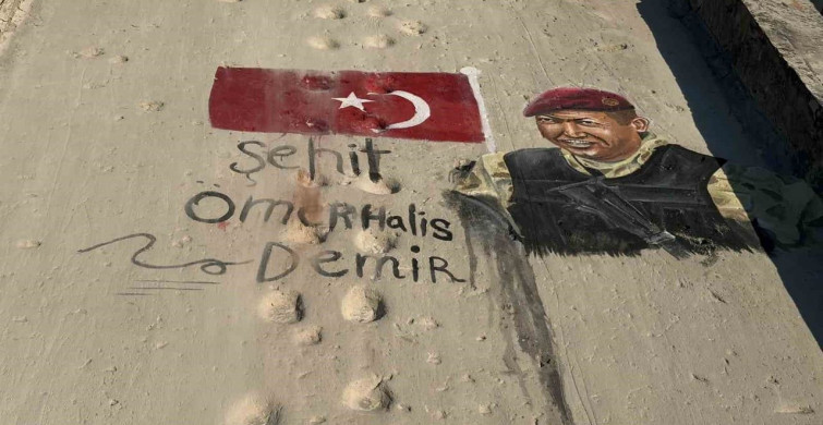Filistinli sanatçılar, şehit ömer halisdemir’i duvara çizdikleri resimle andı